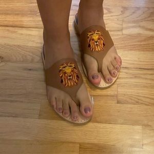 Jack Rogers August Leo Lion Leather Thong Sandals
